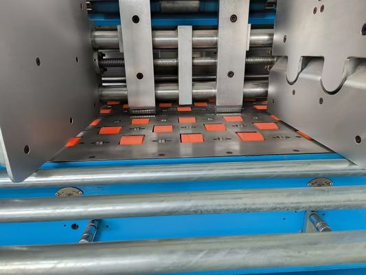 হাই স্পিড ফ্লুট ল্যামিনেটর মেশিন স্বয়ংক্রিয় সার্ভো ক্রেকশন প্রযুক্তির সাথে GFS1500
