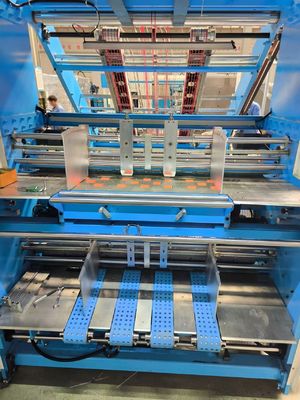 স্বয়ংক্রিয় সার্ভো কন্ট্রোল এবং সংশোধন সহ তরঙ্গযুক্ত কাগজের জন্য উচ্চ নির্ভুলতা শীট থেকে শীট ল্যামিনেটিং মেশিন