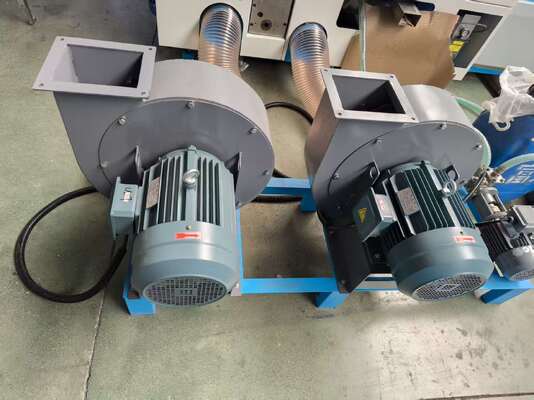 স্বয়ংক্রিয় হাই স্পিড ফ্লুট ল্যামিনেটর ল্যামিনেটিং মেশিন 200m / মিনিট গতির সাথে corrugated কার্ডবোর্ডের জন্য