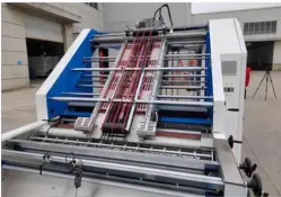 প্যাকিংয়ের জন্য 20KW 160m/মিনিট হাই স্পিড ফ্লুট ল্যামিনেটর মেশিন
