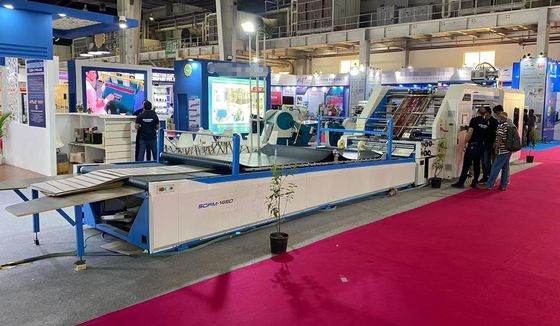 1650x1650mm উচ্চ গতির ঢেউতোলা কার্ডবোর্ড শীট টু শীট লেমিনেটিং মেশিন